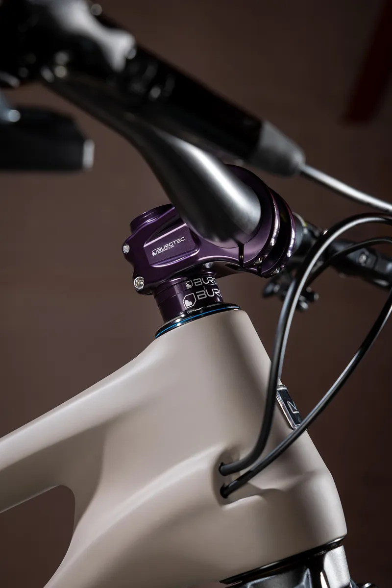 Burgtec Enduro MK3 35mm Stem Black Sapphire-1